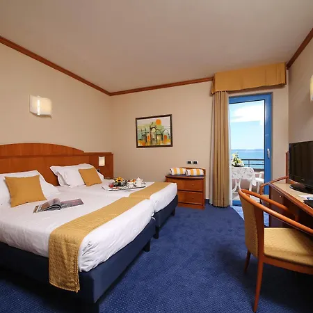 Sportsman Hotel 4*