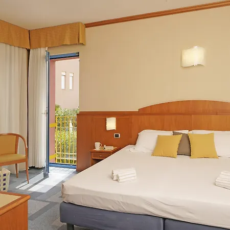 Sportsman Hotel 4*